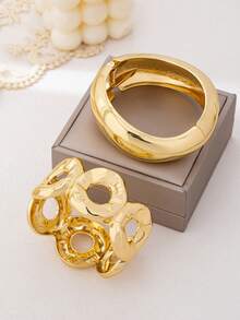 2pcs/1pc Minimalist Geometric Smooth Curved S-Shaped Wave Line Metal Bangle Set, Suitable For Women, Thick Heavy-Duty Smooth Metal And Zinc Alloy Material Bracelet Set - Yellow Gold - View 3