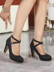 Round Toe High Heel Black Criss-Cross Strap Chunky Heel Low Vamp Women Pumps - Black - View 4