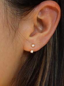 1pair 18k Gold Plated Earrings With Ear Hook Design, Simple Stud Earrings, Set With Cubic Zirconia, Suitable For Ladies To Wear Daily. - Earrings - View 4