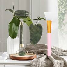 Set de 3 piezas de herramientas de belleza de jade - Rodillo de jade + Tabla Gua Sha de cuerno de buey + Cepillo para mascarilla facial, de textura fina y fácil de usar - Adecuado para el cuidado diario de la piel, el cuidado de la mascarilla facial y el cuidado facial - Conjunto práctico de cuidado de la piel - Cepillo para mascarilla facial | Cepillo de silicona para mascarilla facial | Cepillo mezclador | Aplicador de mascarilla facial | Herramientas de belleza | Tabla Gua Sha - Multicolor - Ver 12
