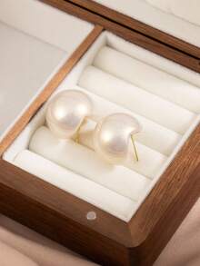 1Pair Autumn Winter Simple, Exquisite And Elegant Retro Red Faux Pearl Design Earrings, Unique Festive Temperament, Gorgeous Feeling, Women's Wedding Banquet Events, Fashionable Holiday Dressing Earrings