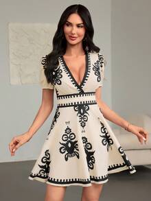 女士复古印花休闲度假迷你连衣裙 – 前腰褶裥、泡泡袖、轻松打造时尚造型 - 杏色 - 查看 4