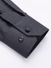 Men's Business Dress Shirts, 38% Bamboo Fiber, 62% Polyamide, Long-Sleeved, No-Iron, With A Slim Fit. Bamboo Fiber: Offers Good Moisture Absorption And Breathability, Is Comfortable To Wear And Naturally Antibacterial. It Is Wear-Resistant And Firm, Making The Shirt Less Prone To Deformation. - 深灰色 - 查看 3