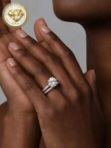 女士订婚戒指，星空圆环戒指，3.7克925纯银，2克拉莫桑石，波西米亚宫廷风格，适合订婚、求婚、结婚纪念日、情人节等场合，附赠莫桑石证书和精美礼盒