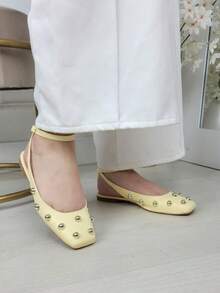 Sapatilha feminina confortável slingback bico quadrado amarelo manteiga com esferas