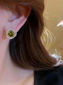 1 Pair Elegant Geometric Pattern Green Crystal Glass Earrings, Featuring Unique French Style, Suitable For Parties, Holidays And Vacations - Green - View 3