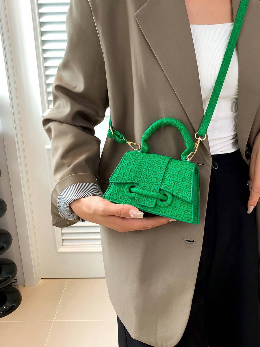 Bolso de mano con textura de nicho francés para mujer, bolso cuadrado pequeño con forma, bolso de hombro versátil y de moda, primavera - Verde - Ver 1