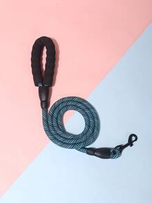A Nylon Rope Pet Leash Suitable For Walking Cats And Dogs.