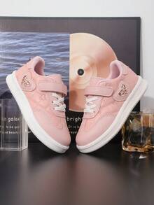 1 par de zapatos deportivos casuales para niñas, color rosa, zapatillas de moda versátiles de caña baja, suela de goma antideslizante y suave, diseño de cierre con , fácil de poner, adecuados para la escuela y salidas diarias - Rosa - Ver 4