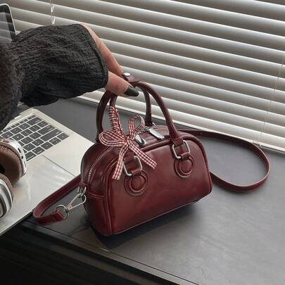 Gränsöverskridande eleganta och enkla damväskor från vårkollektionen 2026 - Vintage och eleganta väskor