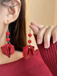 一对轻盈奢华的优雅红色花瓣耳环，新款中国风时尚几何高端耳环，适合婚礼和正式场合，珠宝礼品 - 彩色 - 查看 12