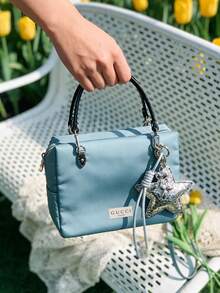 Gucci 1个带手柄和星星吊坠的缎面旅行化妆包，便携式化妆品收纳手提包，女士蓝色缎面旅行化妆包，带手柄和星星吊坠，可轻松收纳口红/钥匙/化妆品/卡包，便携式化妆品收纳包 - 淺藍色 - 查看 5