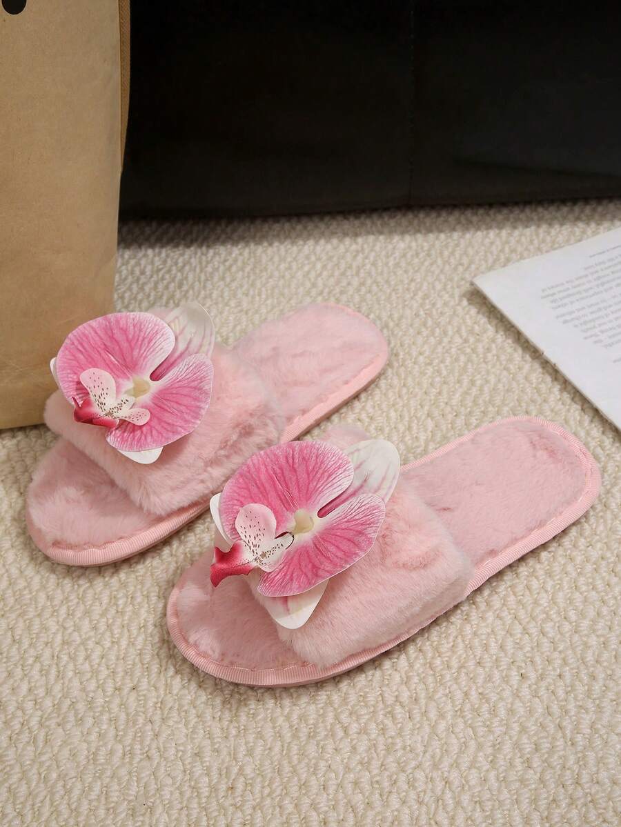 Women's Floral Decor Soft Plush Slip-On Slippers