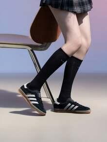 Adidas Originals 女式 GAZELLE INDOOR W 舒适透气运动休闲鞋 JI2755 - 黑色/奇妙白色/樹脂黃 - 查看 1