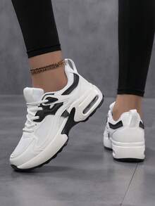 女士休闲系带缓震跑鞋，轻便舒适，减震透气，适合校园等多种场合，可个性化定制，四季皆宜 - 白黑 - 查看 4