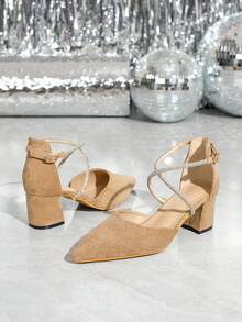 镶钻尖头粗跟优雅高跟鞋，适合宴会和派对穿着，时尚百搭的镂空女鞋。红色高跟鞋、黑色高跟鞋、闪亮时尚派对高跟鞋。 - 杏色 - 查看 6