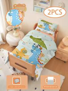 2 pezzi Set copripiumino a tema dinosauro ombrello, 100% poliestere, stampa reversibile (1 federa stampata su un lato + 1 copripiumino stampato su entrambi i lati), adatto per asili/nidi d'infanzia, copripiumino con stampa digitale carina, copripiumino e federa per bambini, adatto per bambini piccoli, neonati e bambini. La federa è stampata su un solo lato e misura 33 * 45 centimetri. - Multicolore - Visualizzare 3