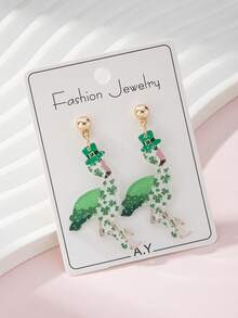 一对圣帕特里克节绿色火烈鸟与三叶草设计时尚耳环，节日派对完美礼物
