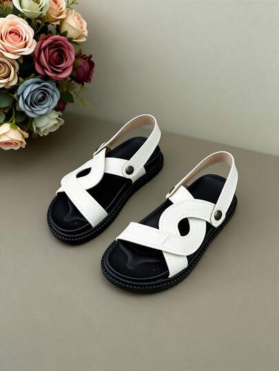 2026 Spring/Summer Limited Edition Black & White Soft-Sole Toddler Shoes [3-12 Years Old Girls], PU Material, Black & White Hollow Criss-Cross Design, Black Rubber Anti-Slip Thick Sole, Suitable For Daily Casual City Strolling