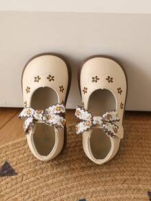 1双女童花朵蝴蝶结软底童鞋，春秋季 - 杏色 - 查看 6