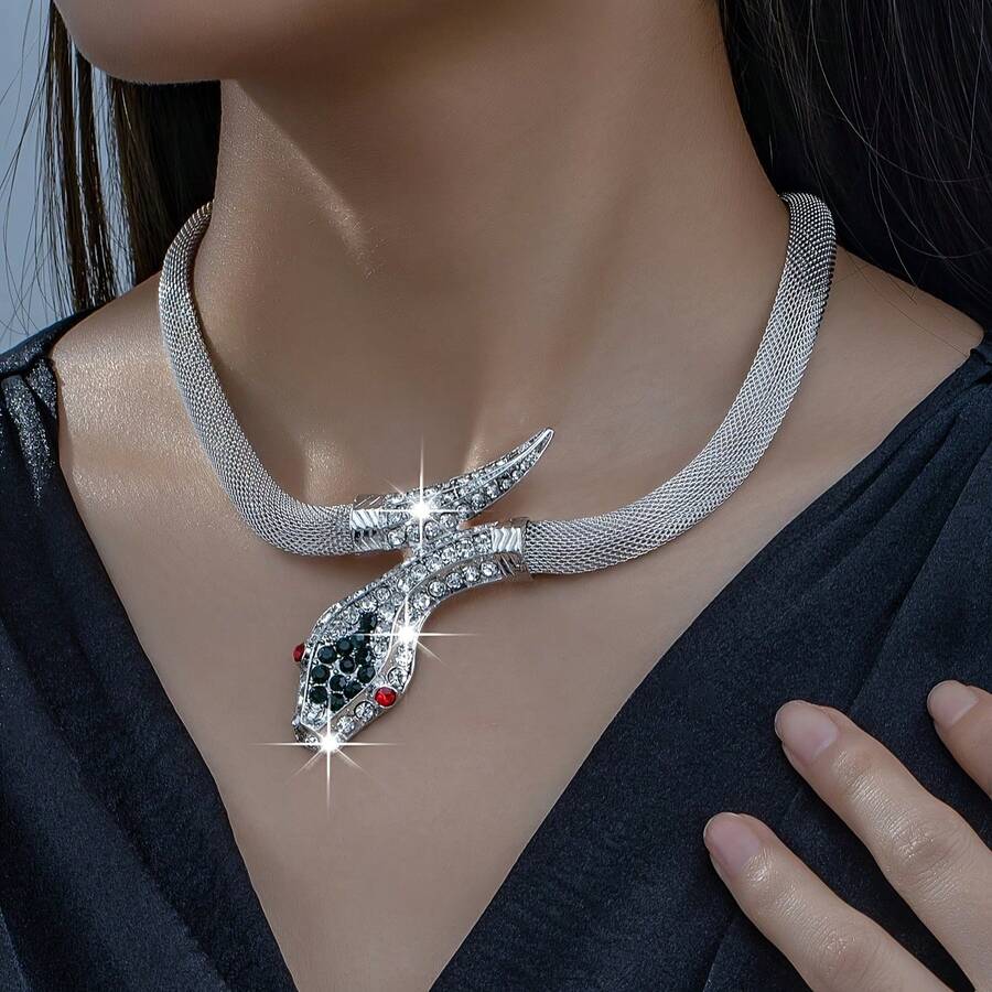 A Versatile European And American Style Snake-Shaped Necklace With Full Inlay - Silvery - 查看 1