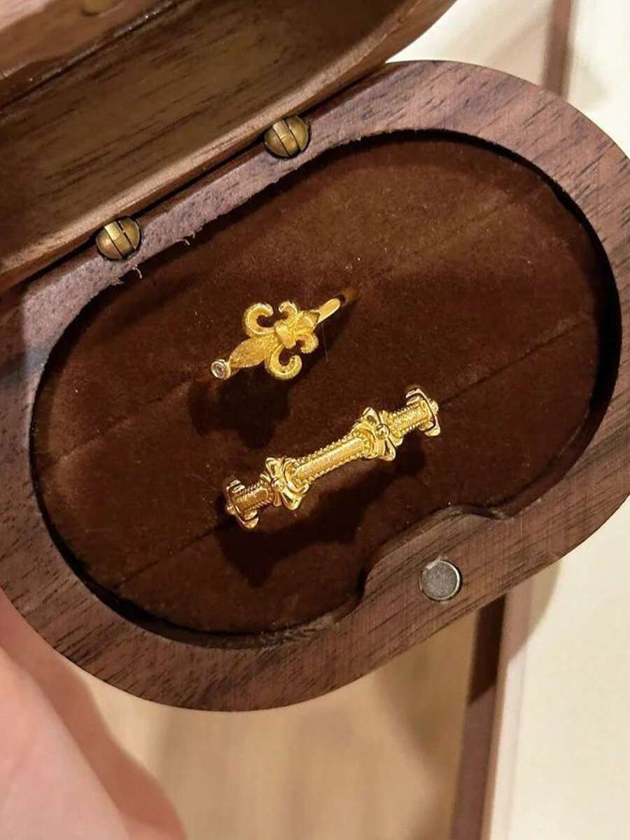 两件套优雅鸢尾花戒指套装，简约铜质镶钻金色开口戒指，适合女性日常、派对、节日、约会、情人节、周年纪念日佩戴，亦可作为珠宝礼物。 - 金色 - 查看 1