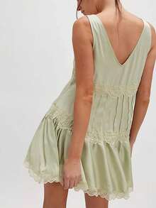 Vestido de tirantes suelto con encaje y cintura baja para mujer, de estilo holgado y multicapa, sin mangas, bohemio, fluido y con volantes, de estética vintage y coqueta, para el verano - Verde militar - Ver 2