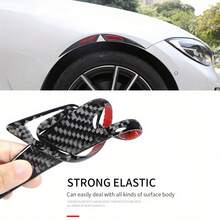 这款贴纸由 2 片高品质真碳纤维编织而成，表面涂有透明树脂涂层，呈现出逼真的三维纹理外观，模仿了专业汽车碳纤维部件。 - 彩色 - 查看 4