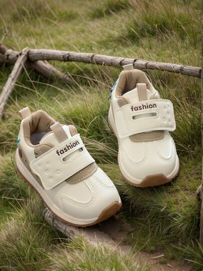 1双儿童软底休闲鞋，百搭日常穿着，防滑，女童运动经典复古轻便透气耐脏休闲鞋，时尚可爱功能性学生鞋