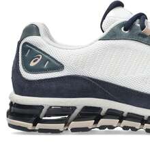 Asics 男女通用 GEL-QUANTUM 360 I AMP 休闲运动鞋，低帮 1203A731-101 - 黑與白 - 查看 3