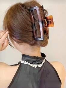 1个女士方形鲨鱼爪发夹，大号，优雅设计，适合女性