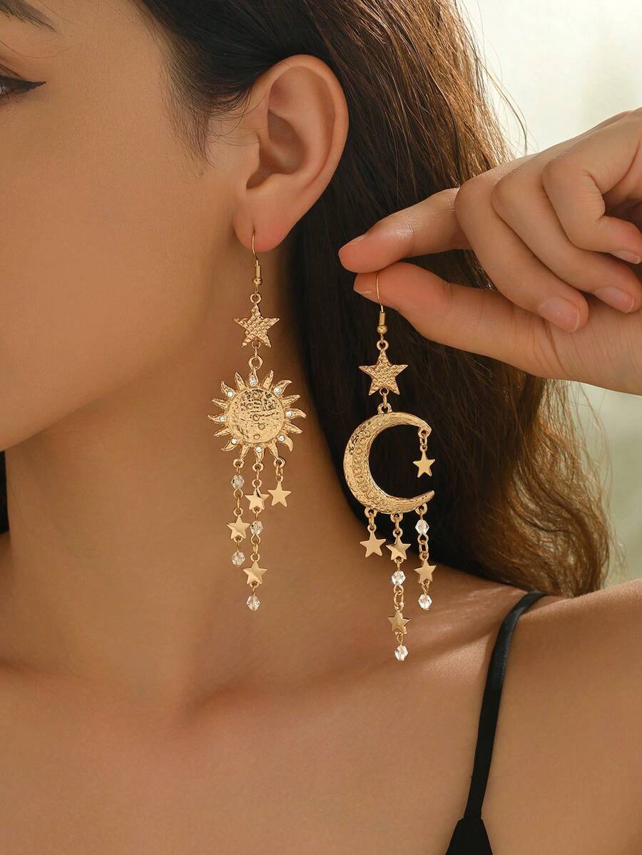 一对优雅的新月日不对称流苏耳环，精致闪耀，适合秋冬季节、日常佩戴、派对、节日、假日等场合。 - 金黃色 - 查看 1