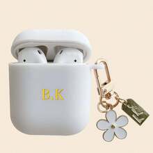 2pcs/Set Customized Korean Style Matte Flower Decor Silicone Earphone Case, Soft Pink/White Simple Flower Protective Cover Compatible With Apple Pro3/Pro2