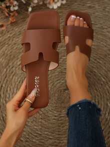1 Pair Vacation Style Color Block Slip-On Sandals, Women's Flat Square Toe Beach Slides, Linen Pattern Flip Flops, Versatile For Summer - Brown - View 4