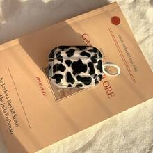 Fashion Classic Animal Element Black Cow Pattern Transparent Effect Glossy Surface Earphones Protective Cover Case For AirPods 1 2 3 4 Pro Pro2 Pro3