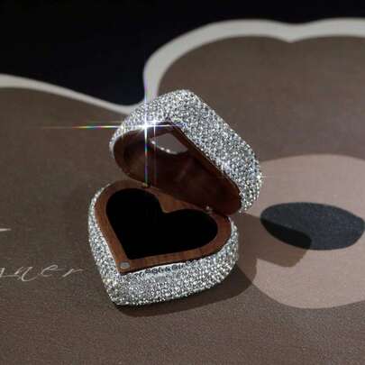1pc Shiny White Heart-Shaped Ring Box, Wooden Heart-Shaped Jewelry Box, High-End Artificial Diamond, Brilliant, Jewelry Storage Packaging, Exquisite Living, Wedding, Proposal, Valentine's Day Gift, Portable, Velvet Lining, Anti-Magnetic