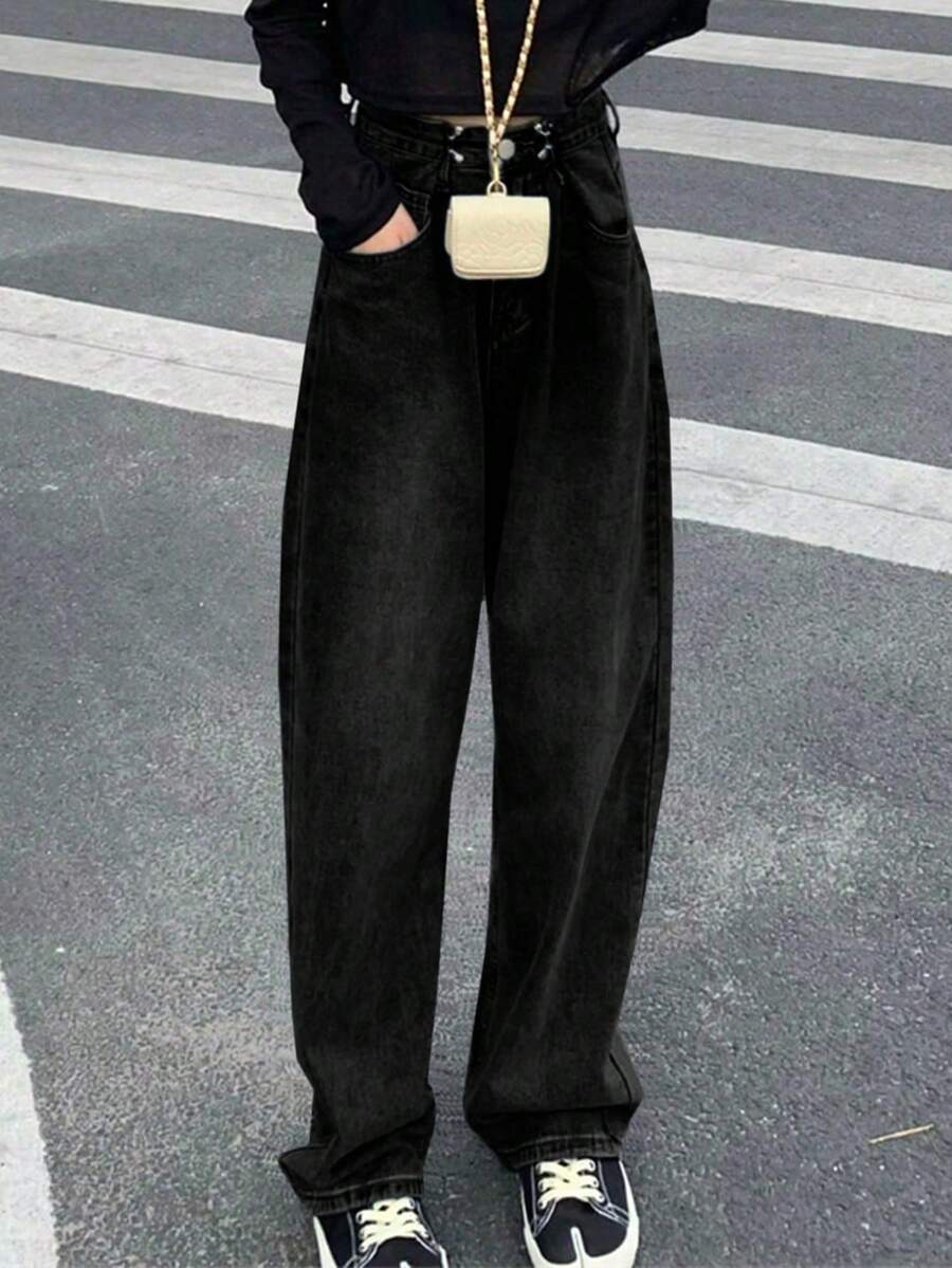 Women's Vintage High Waist Button Fly Wide Leg Straight Jeans - Black - View 1
