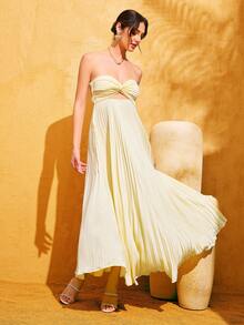 LOVE&LEMONADE 浅黄色无肩带露背松紧腰镂空褶皱A字连衣裙 - 淡黃色 - 查看 2