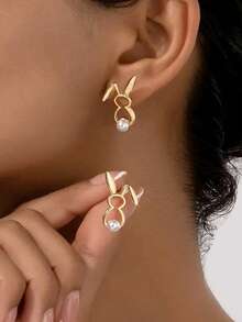 一对可爱的卡通兔子耳环，设计独特，简约高端，时尚百搭。 - 金色 - 查看 2