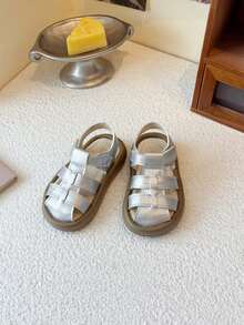 1 Pair Summer New Kids Peep-Toe Sandals, Boys/Girls Soft Bottom Non-Slip Woven Roman Shoes, Versatile Fashion Baby Flat Shoes - Silver - View 3