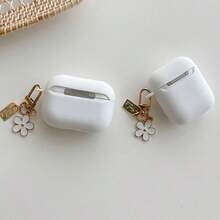 2pcs/Set Customized Korean Style Matte Flower Decor Silicone Earphone Case, Soft Pink/White Simple Flower Protective Cover Compatible With Apple Pro3/Pro2