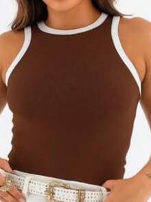 Women's Two-Tone Tank Top In Rib Knit Fabric – The Color Of The Year, Stylish For Carnival, Comfortable And Easy To Match, The Current Favorite. - 棕色和白色 - 查看 2