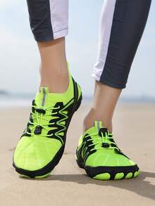 1双女士水鞋，户外赤足徒步鞋，越野跑鞋，水袜，夏季运动水鞋，适合游泳池、溪流徒步、海滩、划船、湖泊、河流、露营、健身房锻炼、深蹲、瑜伽、举重、跑步等场合。 - 綠色 - 查看 3