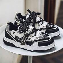 New Soft Sole Comfortable Casual Sports Shoes For Women - Black and White - View 12