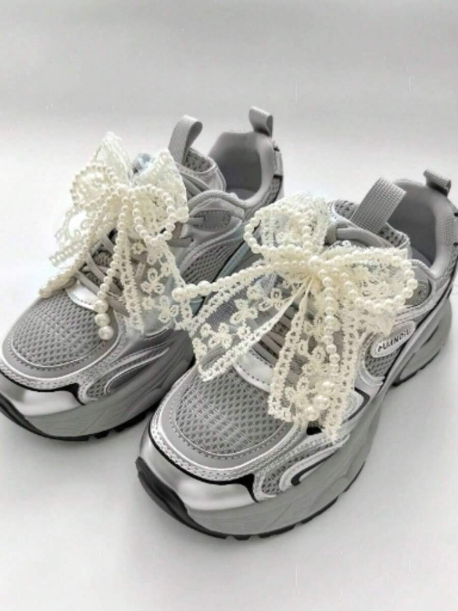 1个欧美韩风仿珍珠蕾丝蝴蝶结鞋夹，时尚百搭DIY可拆卸鞋饰，甜美可爱，完美礼物 - 白色珍珠蕾絲鞋扣 - 查看 1