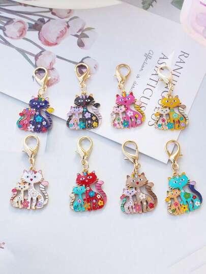 8pcs Cat Shaped Classic Cartoon Keychains, Suitable Decorative Accessories For Parents And Children