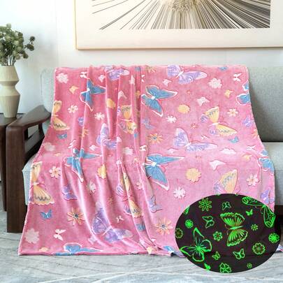 1pc Glow-In-The-Dark Flannel Blanket, Butterfly Pattern, Minimalist & Lightweight, Soft & Skin-Friendly For All Seasons, Suitable For Home Nap, Office Break, Leisure Outdoor, Living Room & Bedroom, Holiday Gift, Best Gift For Family And Friends