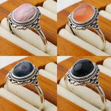 天然宝石925银戒指，复古花卉设计，可调节戒圈，9x7毫米椭圆形宝石，可选石种：紫云石/菱锰矿/彼得石，波西米亚风格珠宝，承诺礼物 - 銀色 - 查看 1