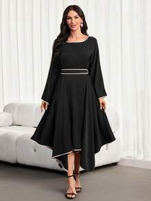 女士新款春夏杏色与黑色撞色V领连衣裙 – 不规则下摆、撞色腰带、A字长袍廓形、插肩袖设计、显瘦剪裁，休闲度假风与高端优雅风格