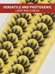 10对猫眼效果假睫毛，拥有蓬松飞扬的造型，自然狐狸毛风格，有效拉长眼尾，轻松打造大眼效果。轻盈自然，浓密防水，狐狸毛材质，适合新手、日常佩戴、约会、派对等场合。 - 俄羅斯條狀假睫毛 - 查看 4